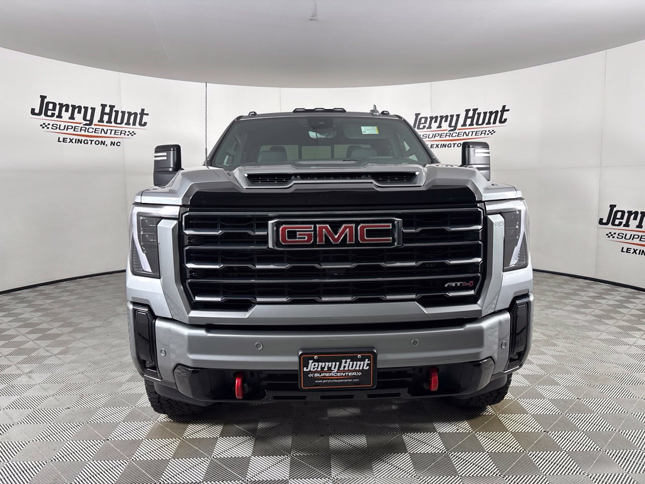 Used 2025 GMC Sierra 3500 AT4 w/ AT4 Premium Plus Package AWD/4WD image 2