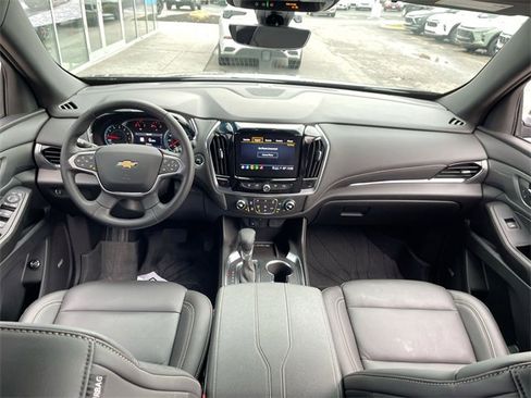 Certified 2023 Chevrolet Traverse LT w/ LT Premium Package image 20