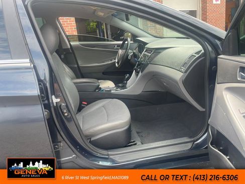 Used 2011 Hyundai Sonata SE FWD image 11