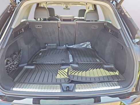 Certified 2025 Audi Q5 Premium w/ Convenience Package AWD/4WD image 36