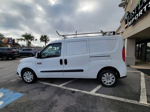 Used 2021 RAM ProMaster City Tradesman SLT image 8