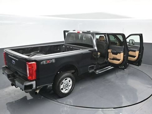 Certified 2025 Ford F250 XLT AWD/4WD image 25