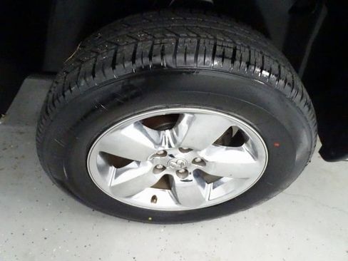 Used 2019 RAM 1500 Big Horn image 27