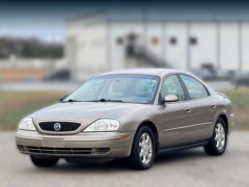 Used 2003 Mercury Sable GS image 6