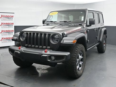 Used 2022 Jeep Wrangler Unlimited Rubicon w/ LED Lighting Group AWD/4WD image 4