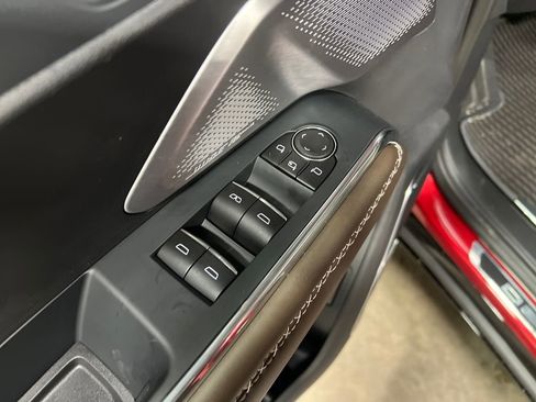 New 2026 GMC Acadia Denali Ultimate w/ LPO, Floor Liner Package image 16