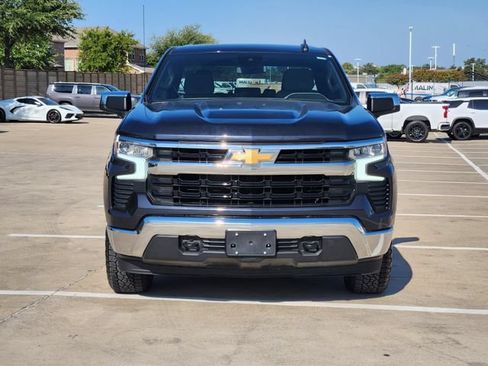 Used 2024 Chevrolet Silverado 1500 LT w/ Z71 Off-Road Package AWD/4WD image 10