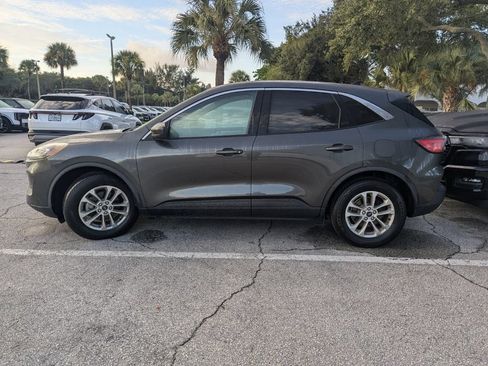 Used 2020 Ford Escape SE FWD image 4