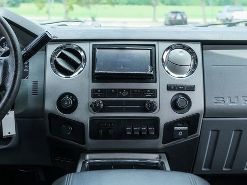Used 2014 Ford F250 XLT w/ XLT Value Package AWD/4WD image 42