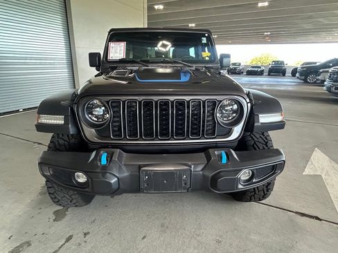 Used 2024 Jeep Wrangler Unlimited Rubicon 4xe AWD/4WD image 8