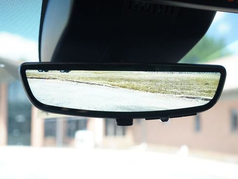 New 2025 Chevrolet Suburban Premier image 20