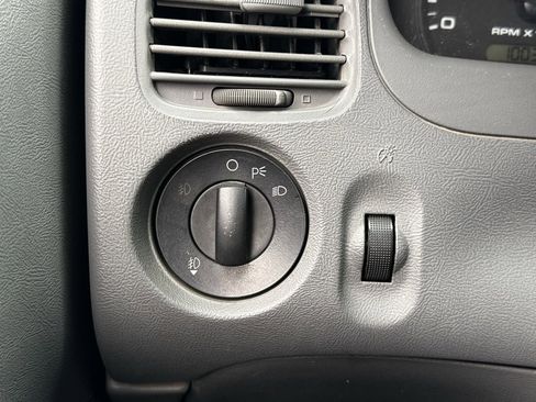 Used 2011 Ford Ranger XLT image 21