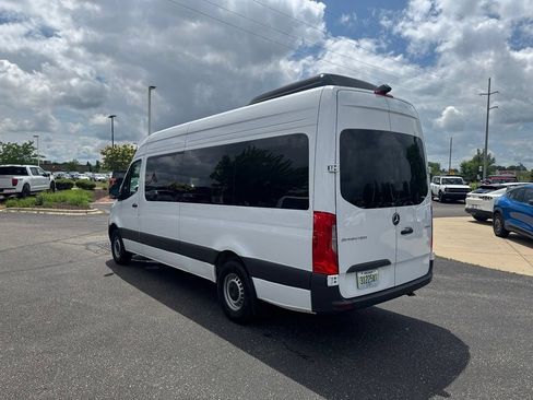 Used 2025 Mercedes-Benz Sprinter 2500 image 5