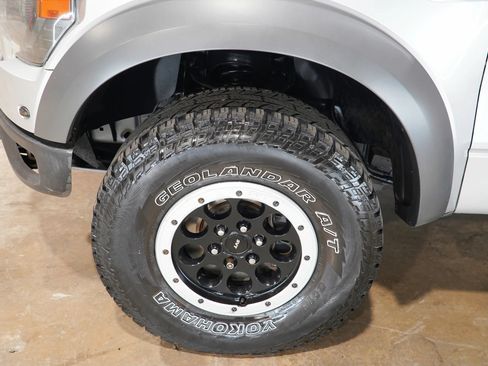 Used 2013 Ford F150 Raptor w/ SVT Exterior Graphics Pkg AWD/4WD image 48
