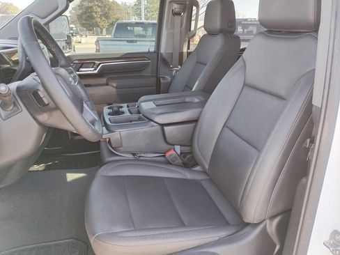 Used 2025 Chevrolet Silverado 2500 LT w/ Trail Boss Package image 27