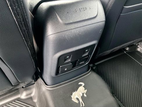 Used 2023 Ford Bronco Outer Banks image 25