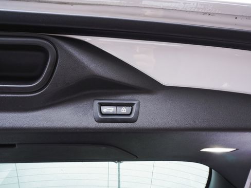 Used 2022 BMW X7 xDrive40i w/ M Sport Package image 49