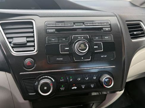 Used 2013 Honda Civic LX image 30