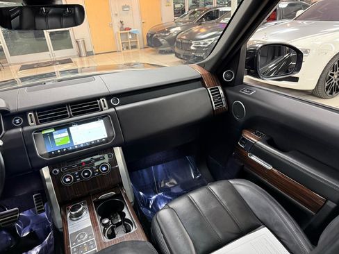 Used 2017 Land Rover Range Rover Supercharged image 16