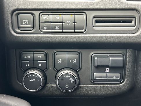 Used 2024 Chevrolet Tahoe RST w/ Luxury Package image 13