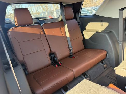 Used 2019 Chevrolet Traverse High Country w/ LPO, Floor Liner Package image 28