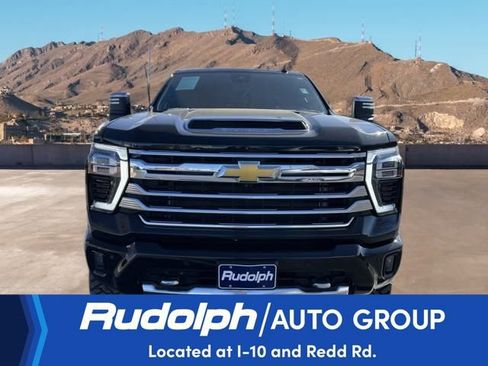 Used 2024 Chevrolet Silverado 2500 High Country w/ High Country Premium Package image 8