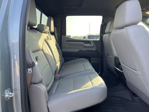 Used 2025 GMC Sierra 1500 SLT w/ SLT Premium Plus Package image 19