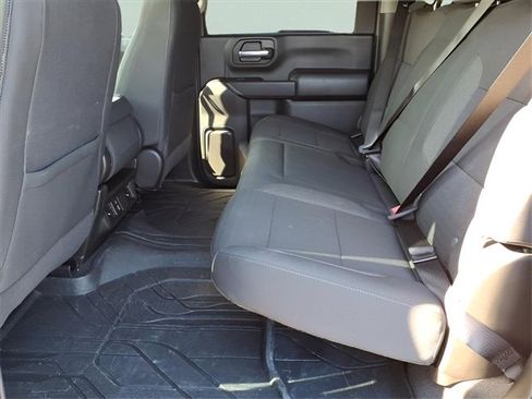 Used 2025 Chevrolet Silverado 2500 Custom w/ Custom Value Package image 18