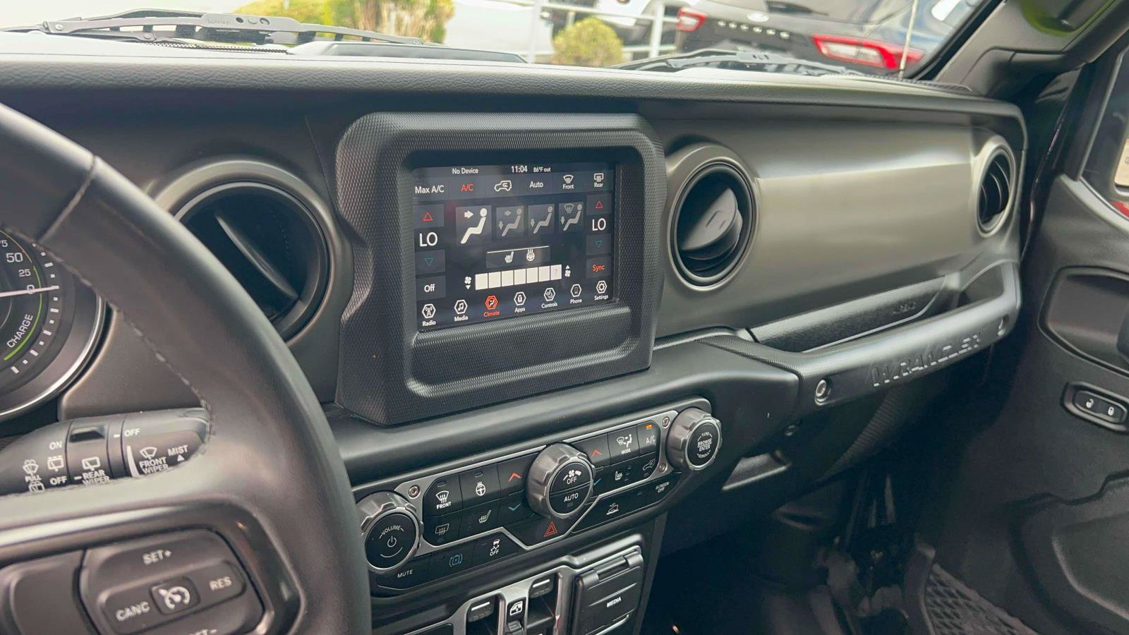 Used 2023 Jeep Wrangler Unlimited w/ Cold Weather Group AWD/4WD image 17