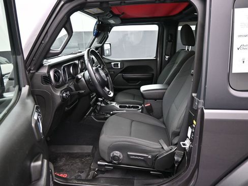 Used 2021 Jeep Wrangler Sport S image 9