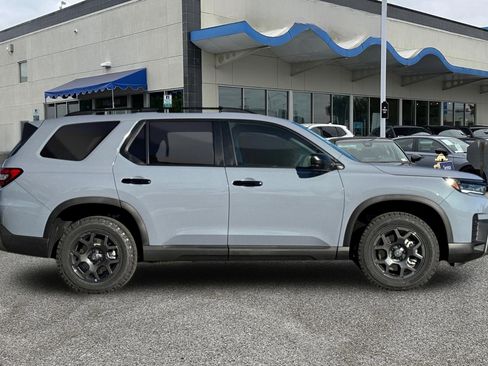 New 2026 Honda Pilot TrailSport image 7