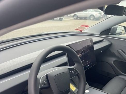 Used 2025 Tesla Model 3 Long Range image 13