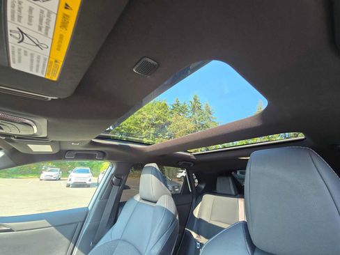 Used 2025 Toyota bZ4X FWD image 23