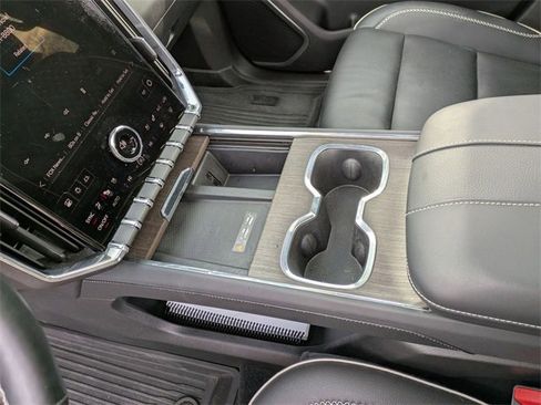 Used 2024 GMC Acadia Denali w/ Super Cruise Package image 13