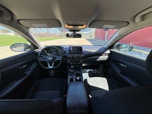 Used 2020 Nissan Sentra SV image 18