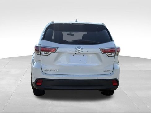 Used 2016 Toyota Highlander Limited FWD image 25