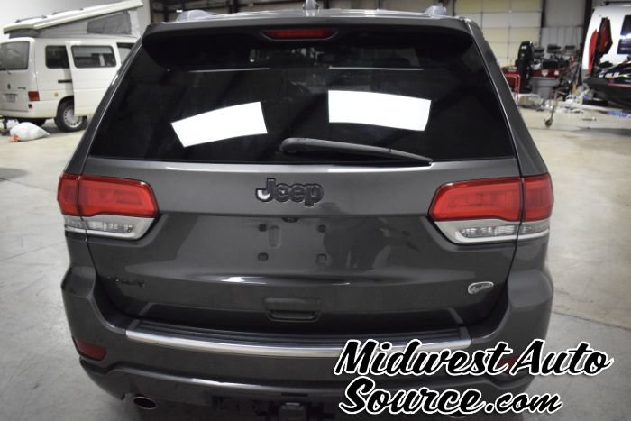 Used 2017 Jeep Grand Cherokee Overland w/ Jeep Active Safety Group AWD/4WD image 4