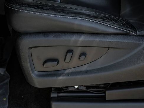 Used 2018 Chevrolet Tahoe LT AWD/4WD image 37