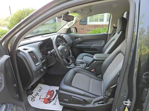 Used 2017 Chevrolet Colorado Z71 AWD/4WD image 15