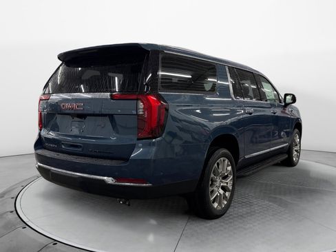 New 2026 GMC Yukon XL Elevation w/ Elevation Premium Package AWD/4WD image 5