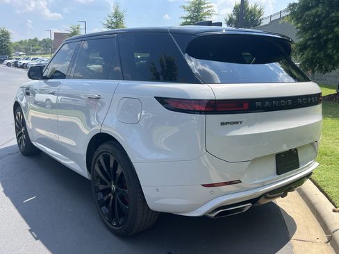 Certified 2025 Land Rover Range Rover Sport Dynamic SE AWD/4WD image 5