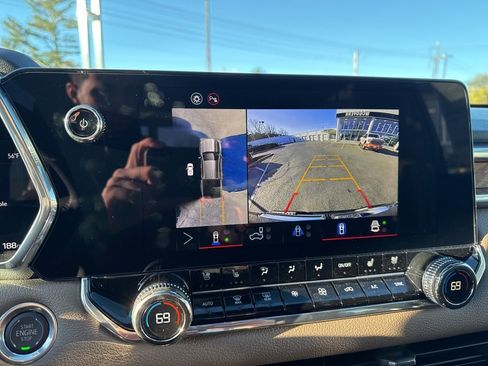 New 2026 GMC Canyon Denali w/ LPO, Denali Black Edition image 19