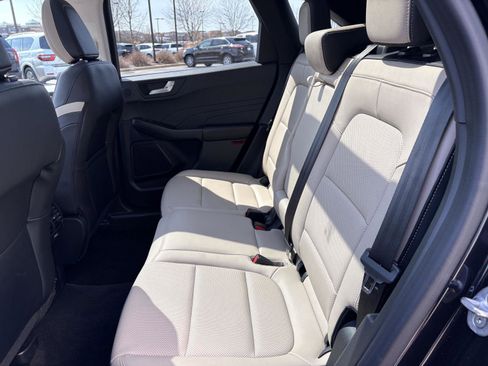 Used 2021 Ford Escape SEL w/ Technology Package image 19