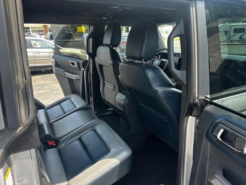 Used 2023 Ford Bronco Outer Banks AWD/4WD image 12