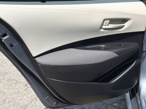 Used 2024 Toyota Corolla LE FWD image 20