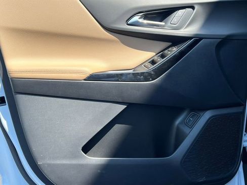 New 2026 Chevrolet Equinox ACTIV AWD/4WD image 15