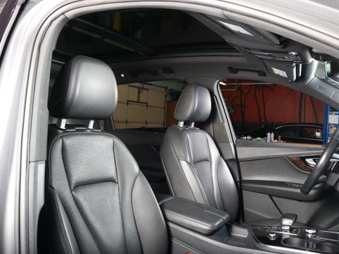 Used 2017 Audi Q7 3.0T Prestige image 33