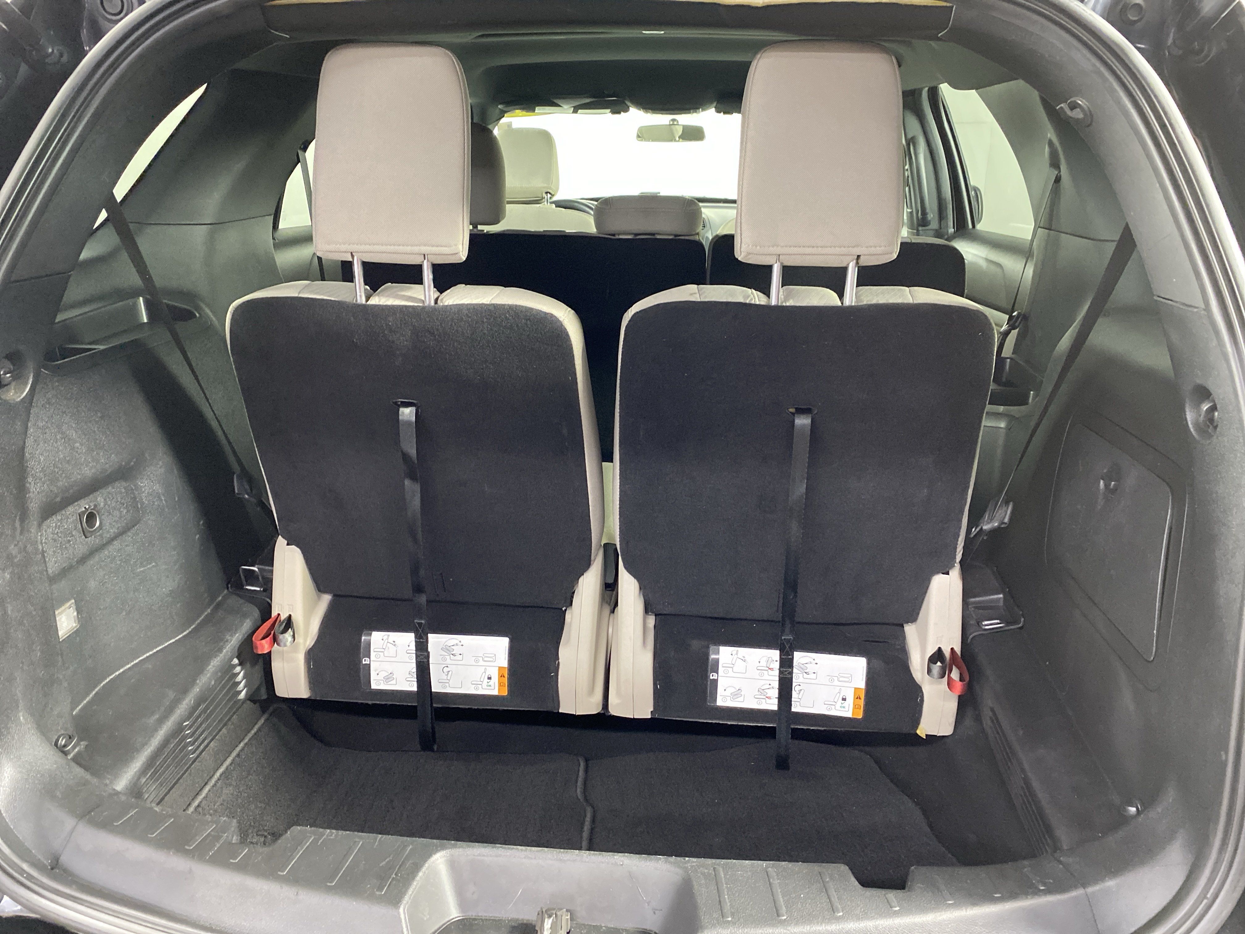 Used 2018 Ford Explorer 4WD w/ Class II Trailer Tow Package image 31