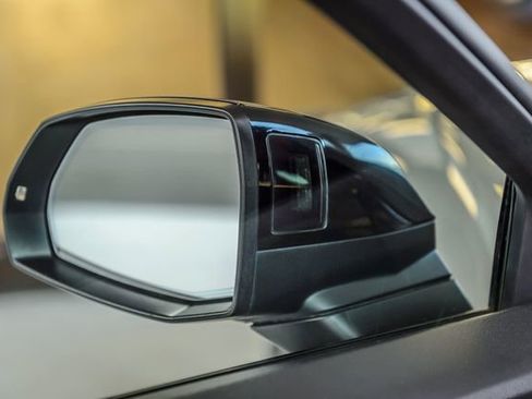 Used 2020 Audi SQ5 Premium Plus w/ Premium Plus Package image 48