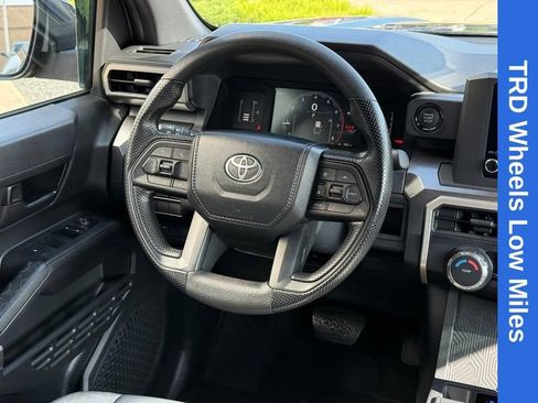 Used 2024 Toyota Tacoma SR5 AWD/4WD image 14